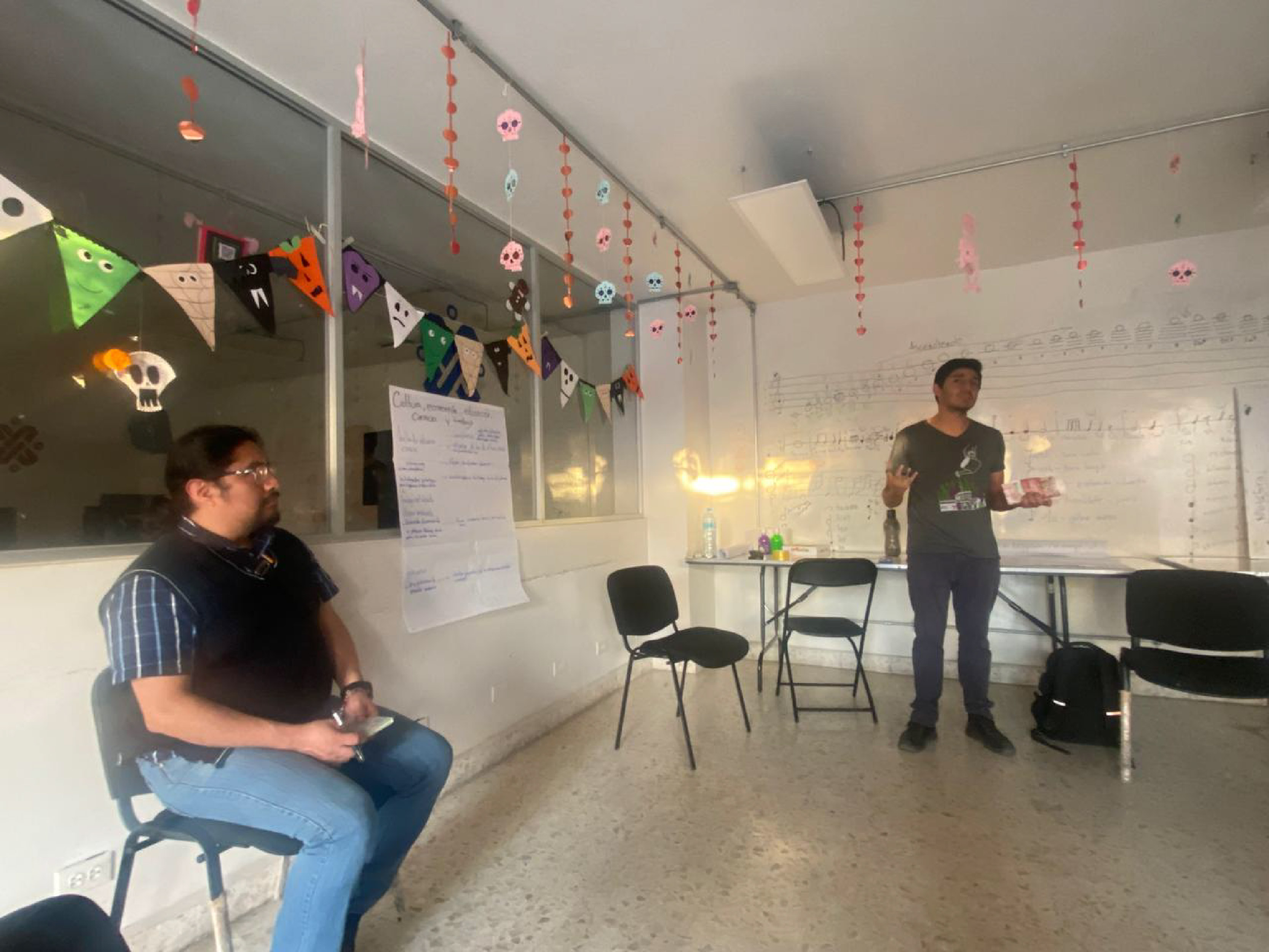 PILARES Rockdrigo González