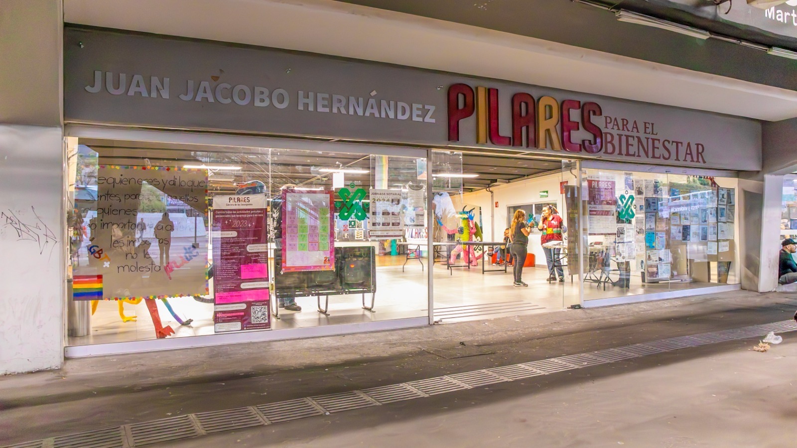 JUAN JACOBO HERNANDEZ